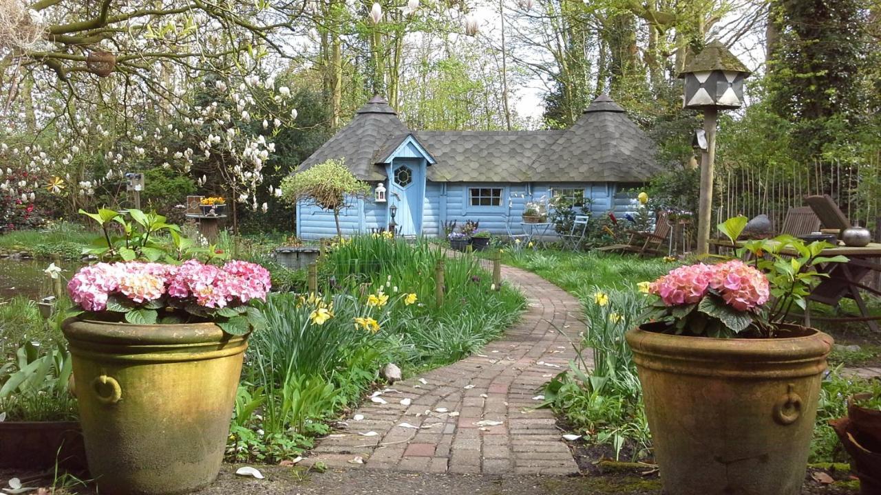 Pieni Talo Bed & Breakfast Bakhuizen Exterior photo